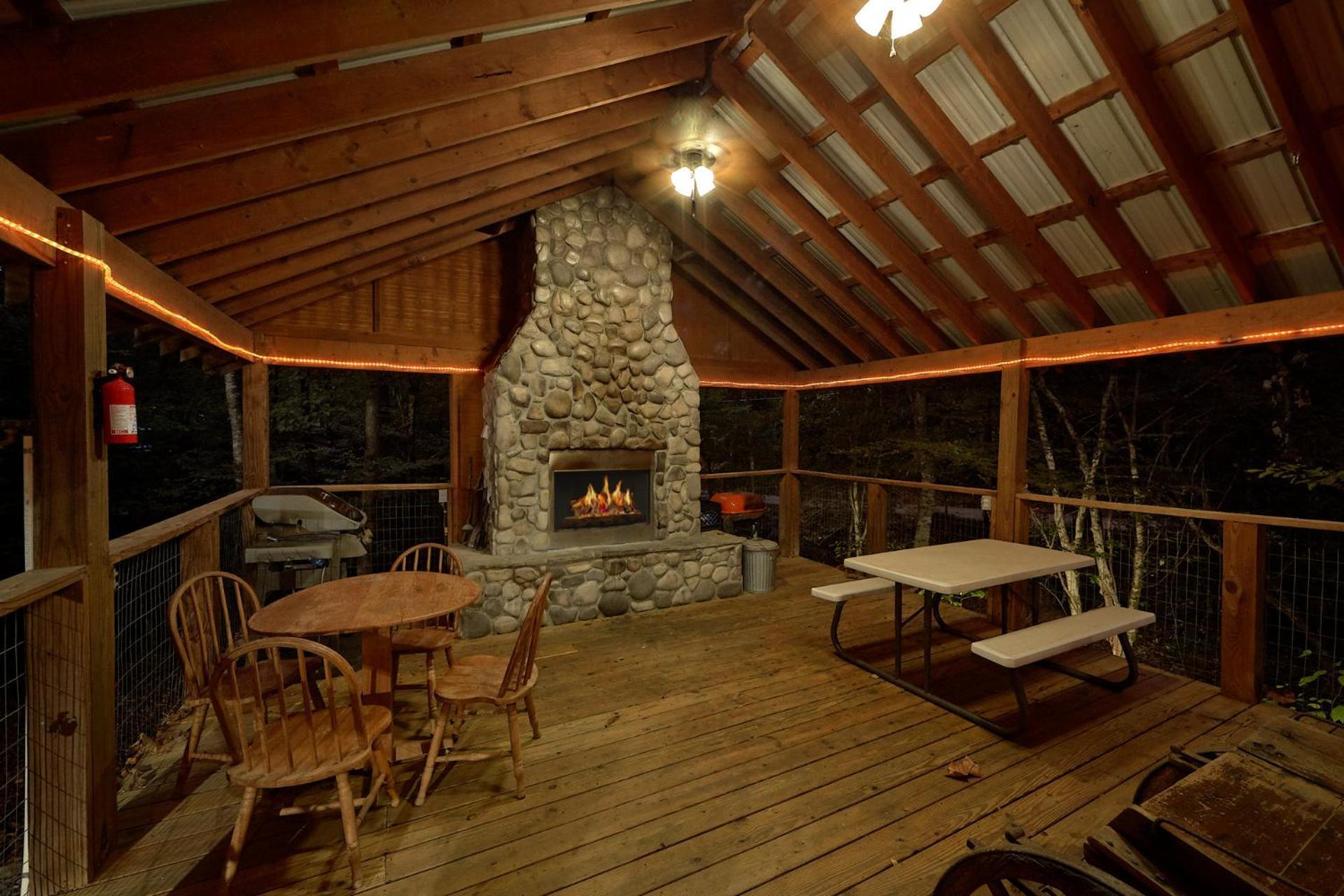 Creeksong Holiday Home Gatlinburg Exteriör bild
