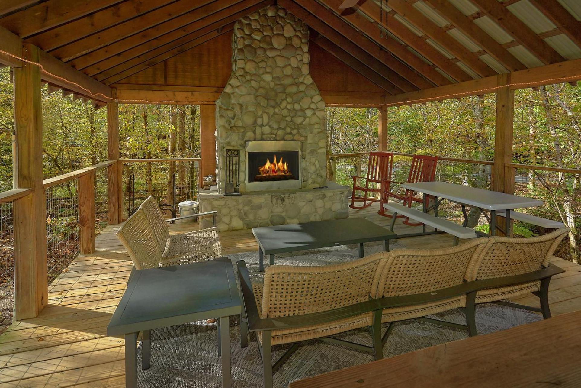 Creeksong Holiday Home Gatlinburg Exteriör bild